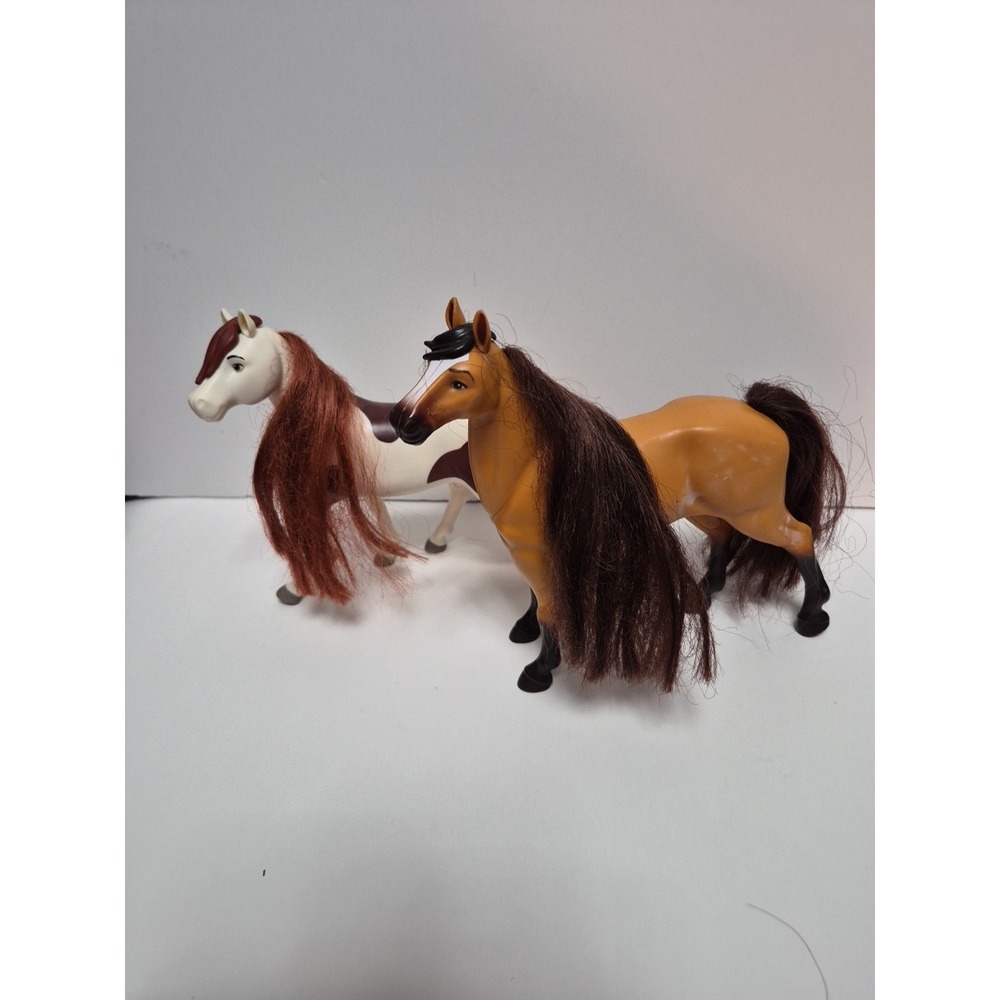 Lot of 2 DreamWorks Spirit Riding Free 6 1/2" Horses 2017 Chica Boomerang